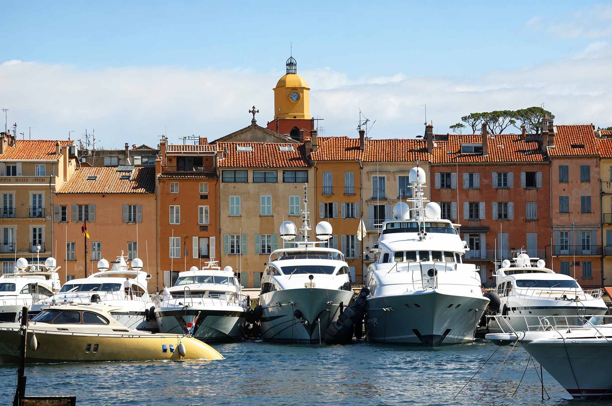 Luxury real estate Saint-Tropez - harbour and village panoramic view